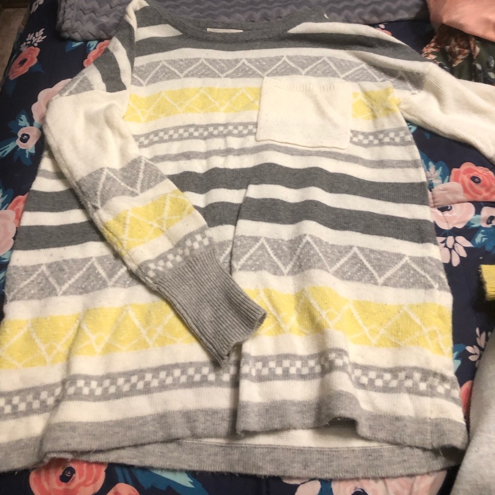 Love stitch sweater